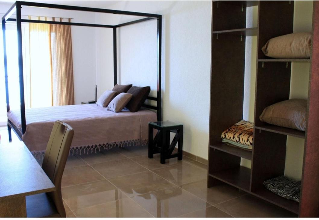 Odessa Mama Apartment Bijela Ngoại thất bức ảnh