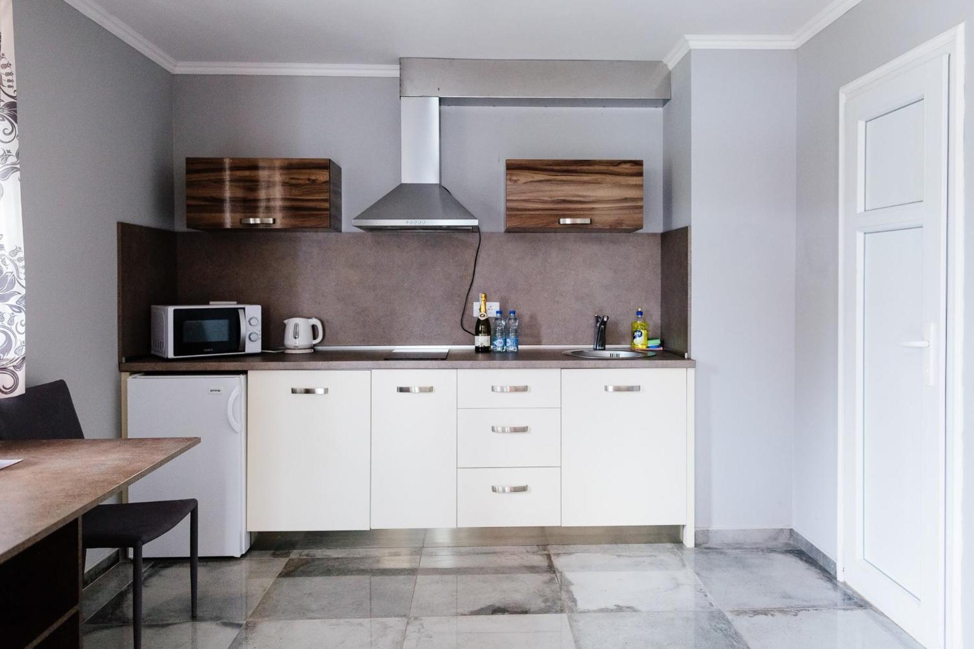 Odessa Mama Apartment Bijela Phòng bức ảnh